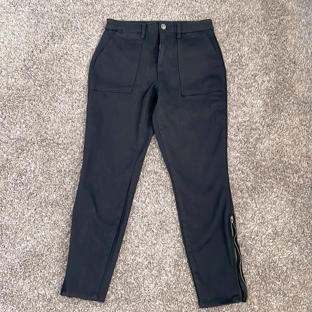 WOMENS BLACK STRAIGHT LEG JEAN